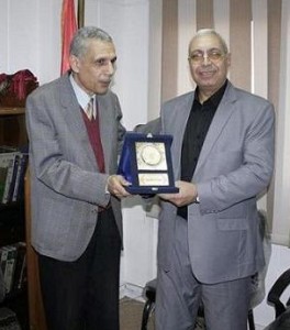 تكريم الكاتب الصحفى فتحى متولى 1